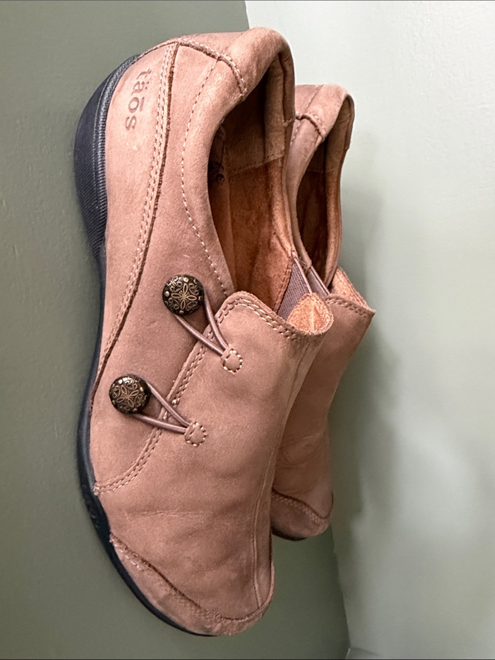 Taos Women's Beige Shoes - Size 8 - Picture 5 of 8